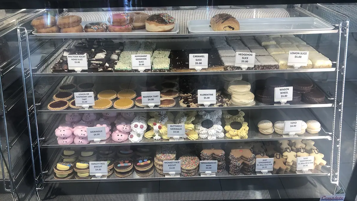 KF Bakery & Takeaway – bakery in Mabgate, Leeds